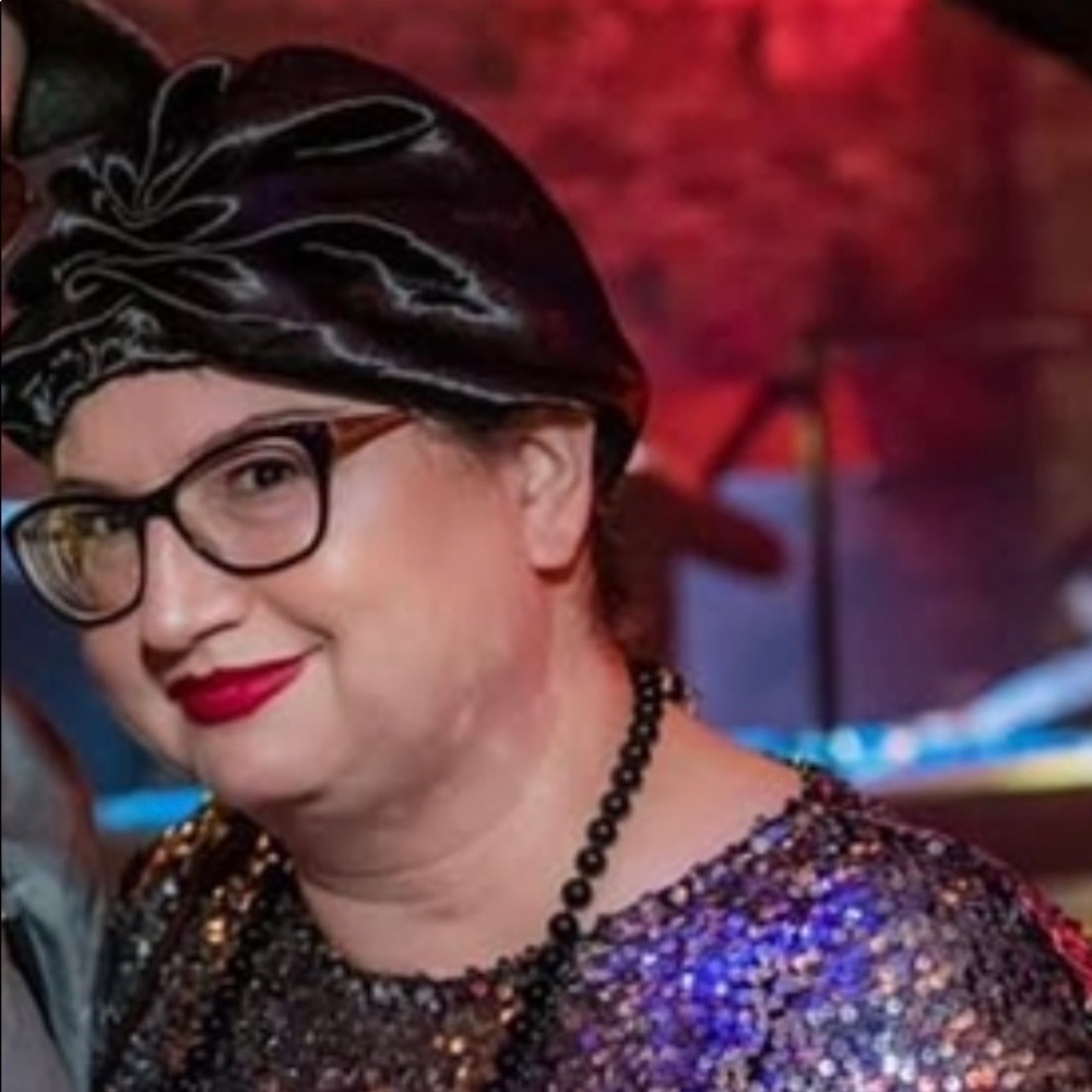 Meet your Posher, Shari